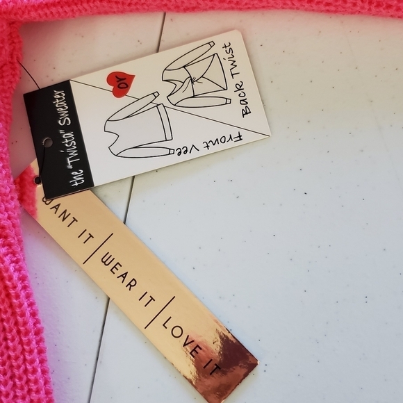 Almost Famous Pink Sweater Size 3X Knot Twist Detail Coquette Balletcore NEW - Picture 8 of 16